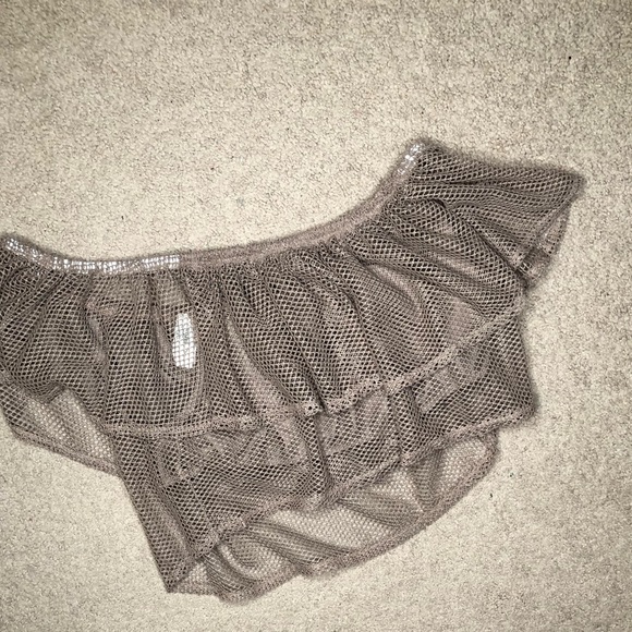 Swimsuit coverup - Picture 1 of 1